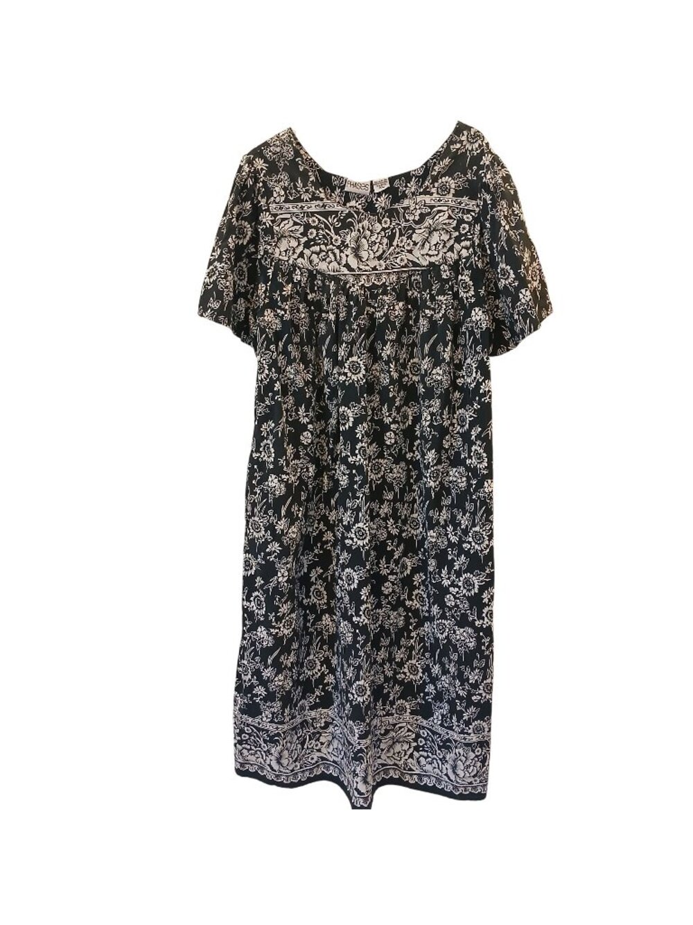 Phases Womens XL Floral Black & White Maxi Dress Casual Cotton Moomoo VTG #C-11